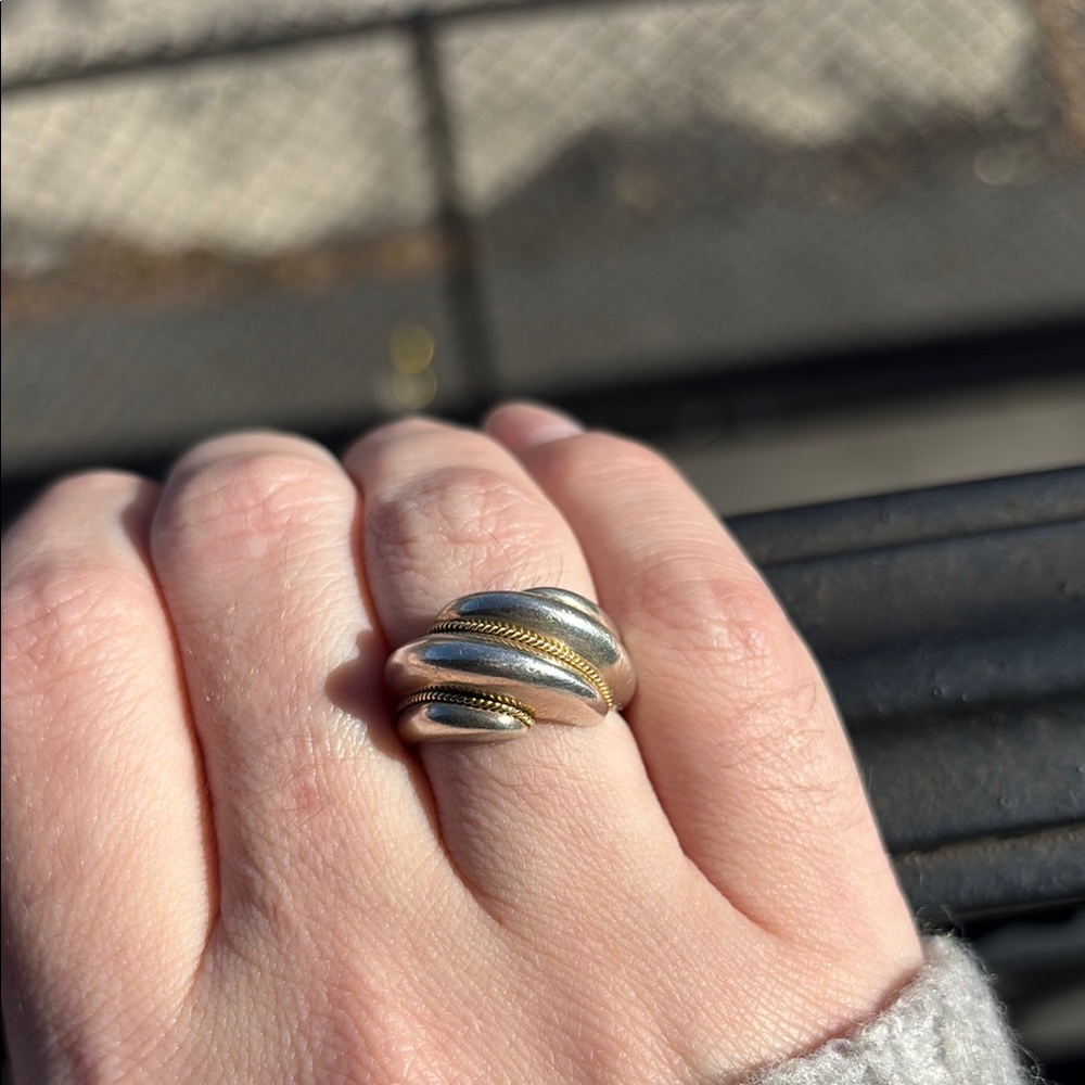 Tiffany And Co two-tone shrimp ring